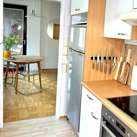 Zentrale Mit Parkplatz Apartament Graz