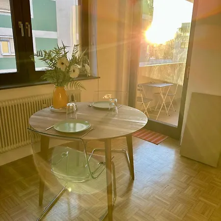 Zentrale Mit Parkplatz Apartament Graz