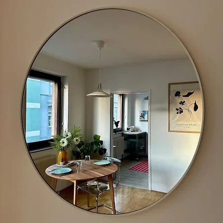 Zentrale Mit Parkplatz * Грац